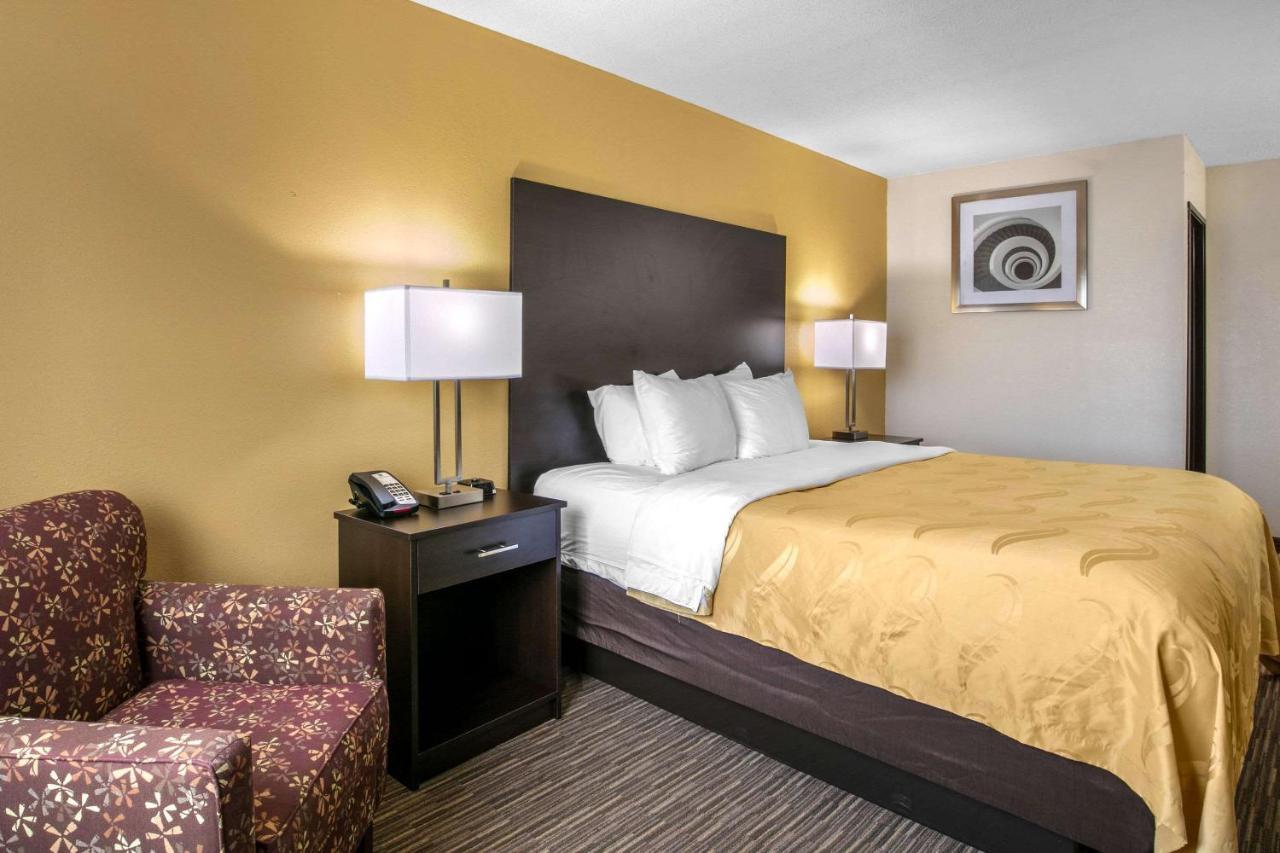 Quality Inn & Suites Metropolis I-24 Exterior foto